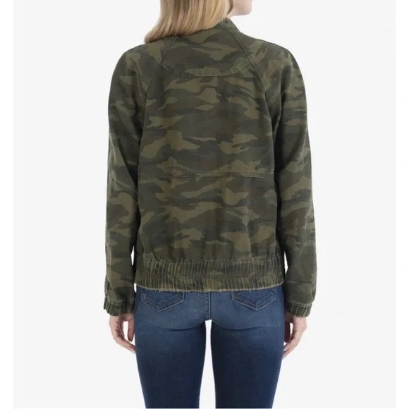 KUT from the KLOTH Jeans Women’s Camo Bomber Jean Denim Jacket Size X-Small NWT - Picture 4 of 8